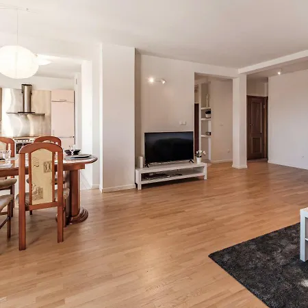 Blue City Homestay Warsaw